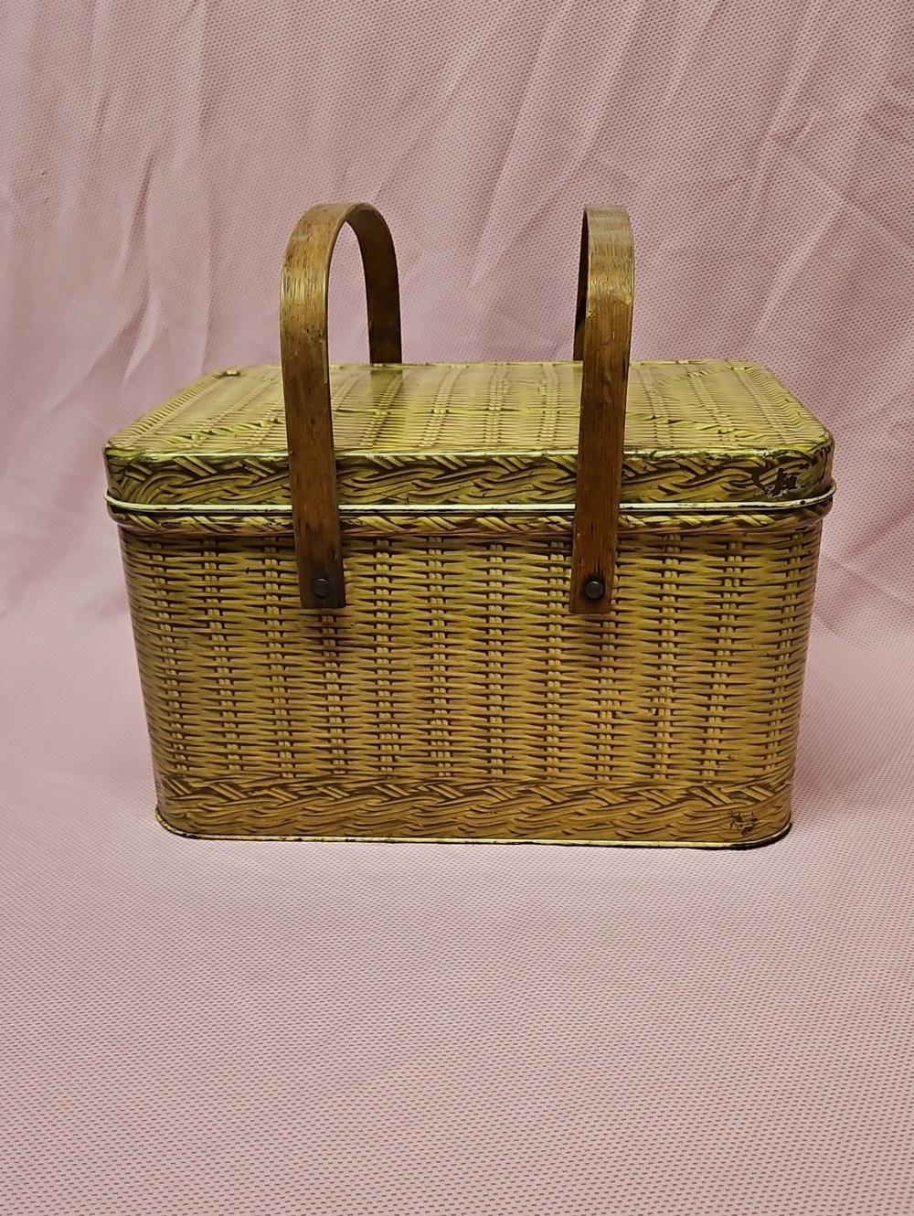 Decoware Tin Litho Mustard Yellow Wicker Print Picnic Basket